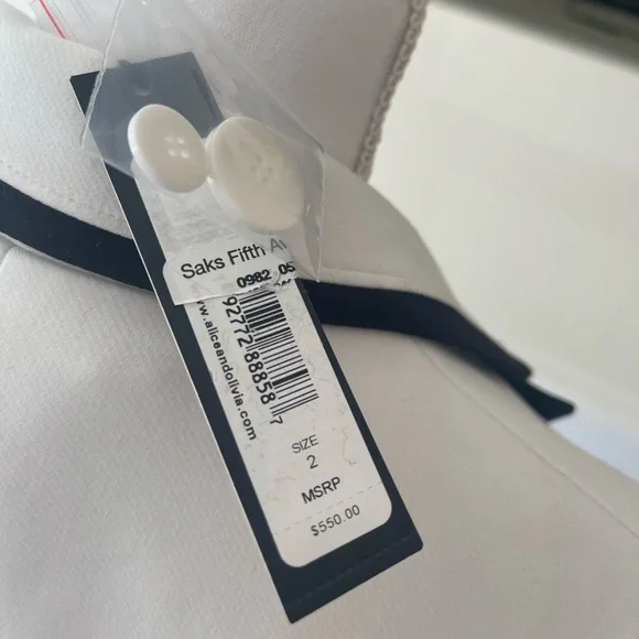 ALICE + OLIVIA Breann Fitted Contrast Trim Blazer NWT - Picture 11 of 16